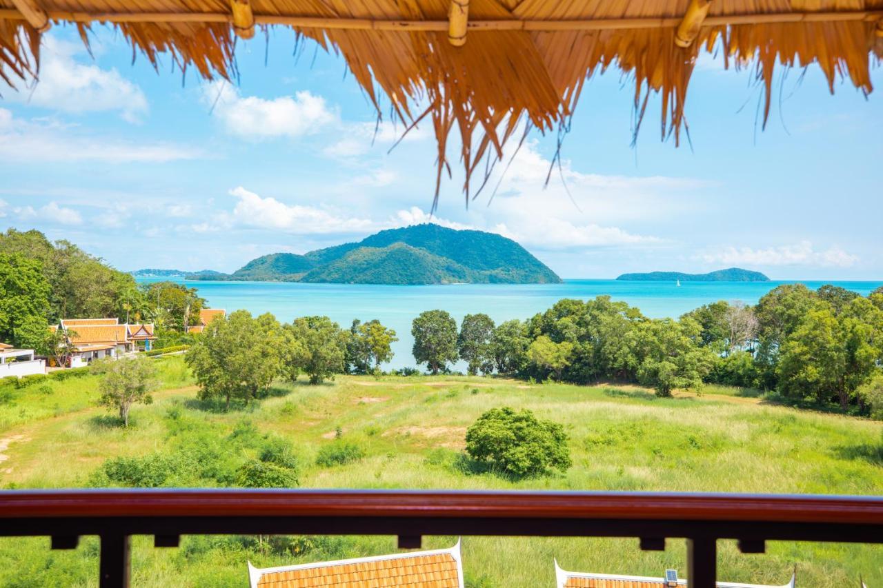 Phuket Kana International Hotel普吉岛卡娜国际酒店 Rawai Buitenkant foto