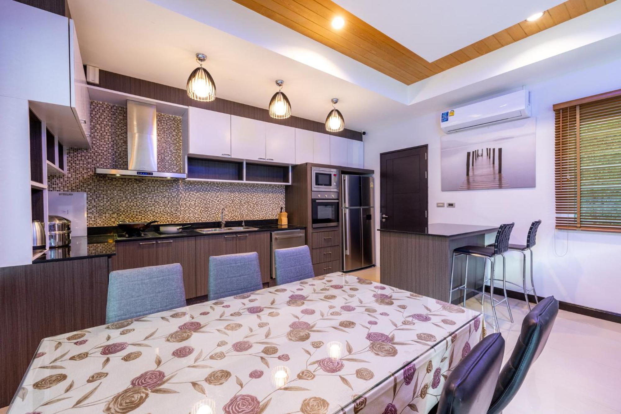 Phuket Kana International Hotel普吉岛卡娜国际酒店 Rawai Buitenkant foto